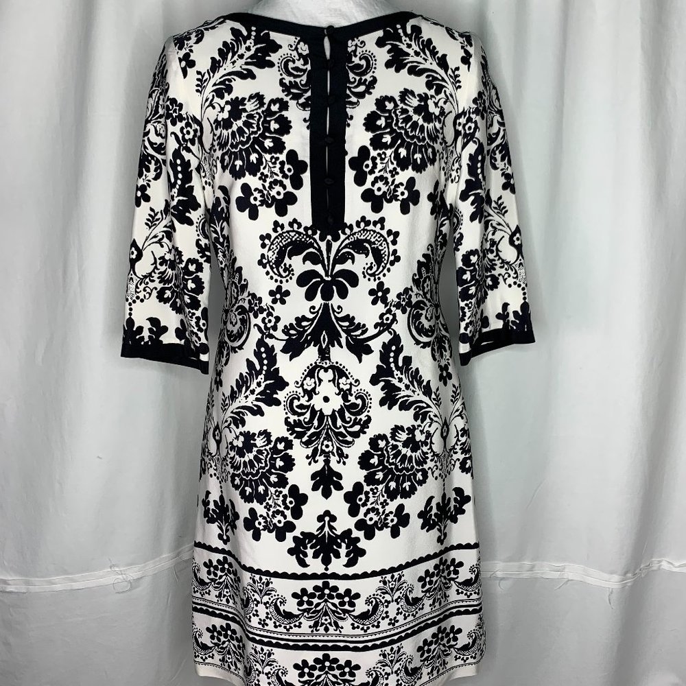 Neiman Marcus Exclusive 100% Silk Long Sleeve Dress